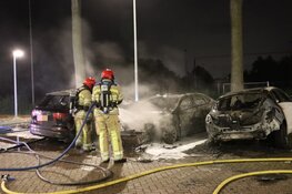 Drie auto's uitgebrand in Weesp
