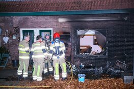 Jong gezin ontsnapt aan woningbrand in Bussum