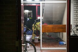 Brand in portiek in Hilversum