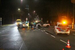 Veel schade bij ongeval op kruising in Huizen