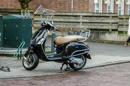 Scooterbestuurder gewond bij ongeval in Hilversum