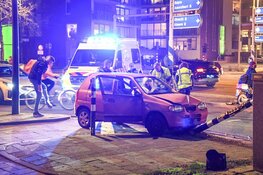 Automobiliste onder invloed tegen stoplicht gereden