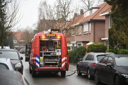 Oudere man zwaargewond bij schuurbrand in Hilversum