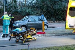 Fietser aangereden door automobilist in Huizen