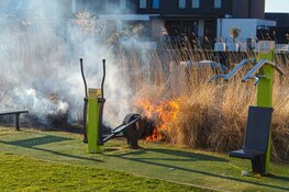 Riet in brand in Blaricum, vermoedelijk aangestoken
