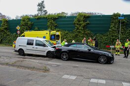 Twee gewonden bij ongeluk op de Amersfoortsestraatweg  in Huizen