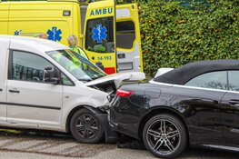 Twee gewonden bij ongeluk op de Amersfoortsestraatweg  in Huizen