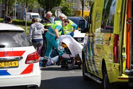 Aanrijding op rotonde in Huizen