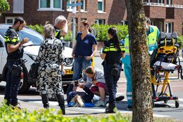 Aanrijding op rotonde in Huizen