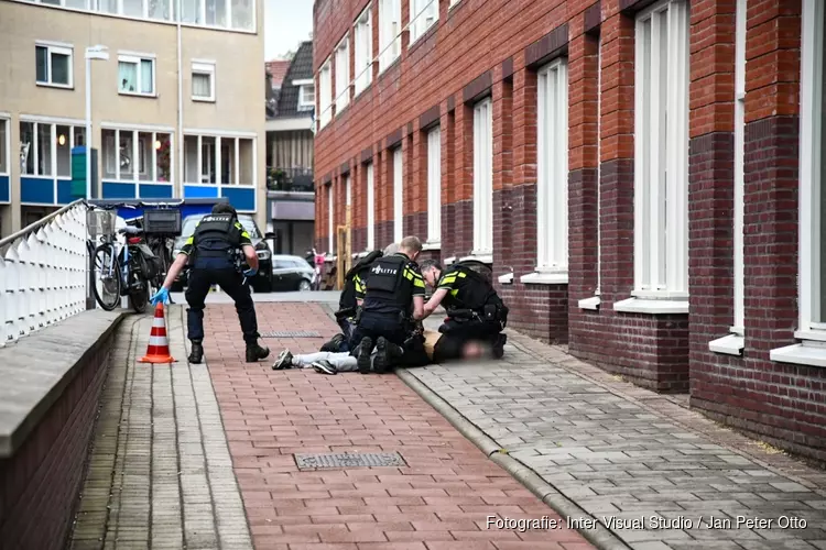 Vrouw slachtoffer steekincident, verdachte aangehouden