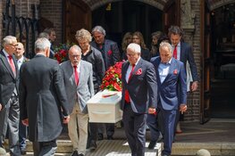 Laren en Blaricum nemen op indrukwekkende wijze afscheid van Willibrord Frequin