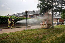 Brand in bouwcontainer te Huizen