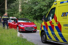 Twee gewonden bij aanrijding in Naarden