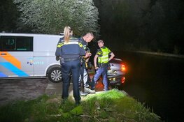 Auto te water in Kortenhoef