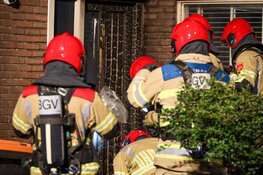 Brand bij voordeur van woning Blaricum