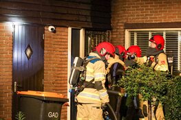 Brand bij voordeur van woning Blaricum