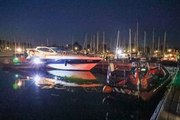 Brandmelding op boot op Gooimeer