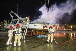 Boot voor de tweede keer in brand op één dag