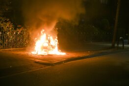 Scooter door brand verwoest in Hilversum