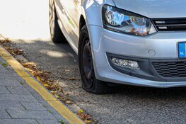 Oudere vrouw gewond bij aanrijding met auto in Bussum