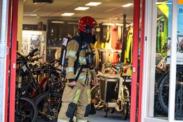 Korte brand in fietsenwinkel in Naarden