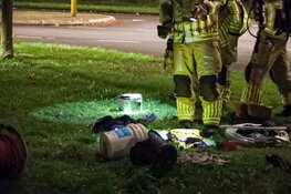 Spontane brand in bedrijfsbus in Huizen