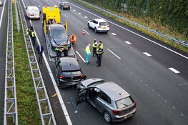 Flinke vertraging op A1 na ongeval met meerdere voertuigen