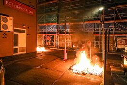 Brandstichting achter boekhandel in Bussum