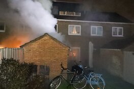 Schuurbrand in Huizen door brandende frtituur tijdens kerstdiner