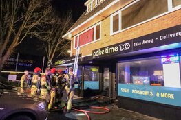 Brand door explosie bij afhaalrestaurant in Bussum