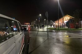 Vechtpartij met FC Twente-supporters langs A1 bij Muiden