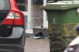 EOD doet onderzoek aan Brink in Laren