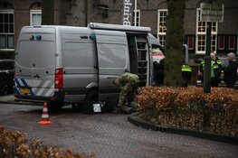EOD doet onderzoek aan Brink in Laren