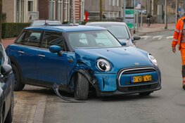 Botsing tussen twee auto&#39;s in Bussum