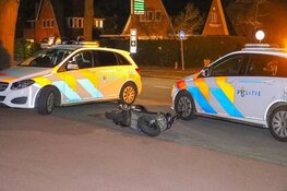 Scooterrijder krijgt ongeluk tijdens politieachtervolging