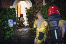 Brand in kruipruimte van woning in Hilversum