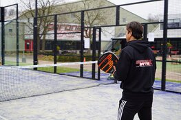 Coronel Sports Huizen opent 4 gloednieuwe outdoor padelbanen