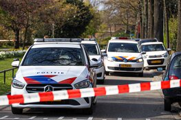 Mannen stelen scooter en verliezen geld op treinspoor in Hilversum