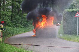 Peperdure Ferrari uitgebrand in Blaricum