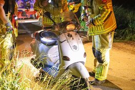 Scooter te water in Muiderberg