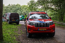 Mogelijk drugsafval gevonden in veel jerrycans in Laren