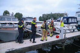 Beginnende brand op boot in haven van Naarden