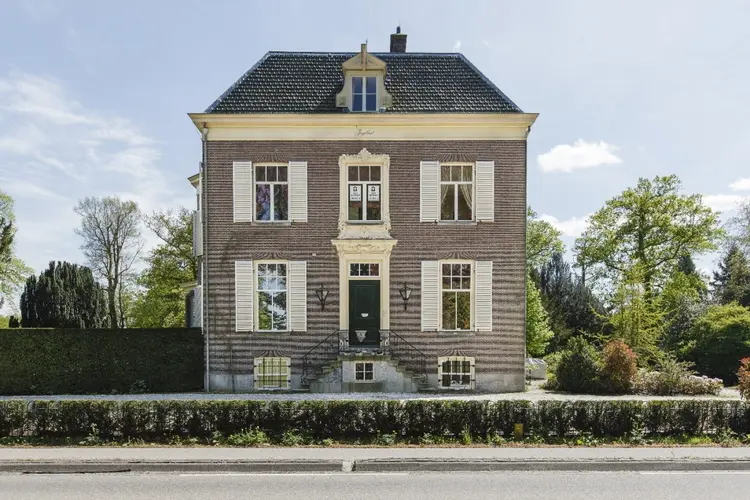 Ontdek de historie van Frans Blaauw en Louise Six op Gooilust