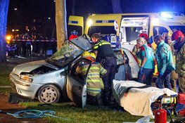 Twee gewonden bij eenzijdig ongeval in Huizen
