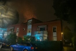 Brand legt schuur in de as in Naarden