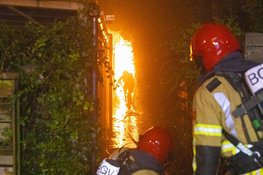 Asbest vrijgekomen bij schuurbrand in Huizen