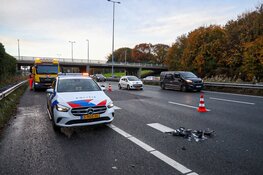Ongeval met zes voertuigen op A1 bij Naarden