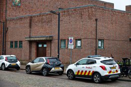 Gestrande trein bij Naarden-Bussum zorgt voor problemen op het spoor. Tot de avond geen treinen tussen Hilversum en Almere