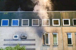 Flinke brand in woning in Huizen
