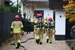 Middelbrand in kelder woning in Laren
